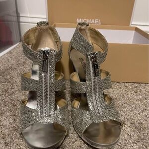 Michael Kors Glittering Silver Heels